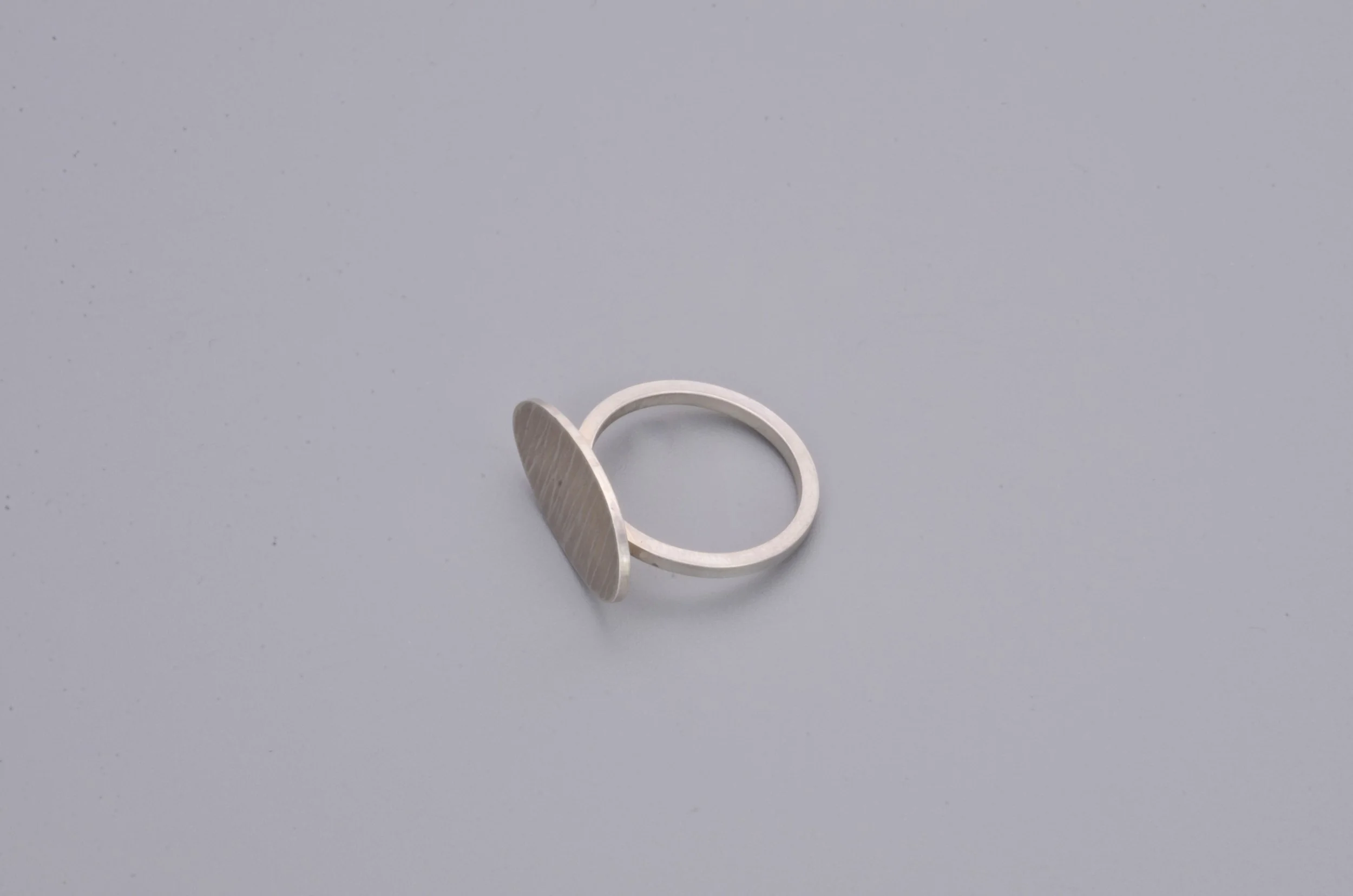 Silver 2025 disc ring